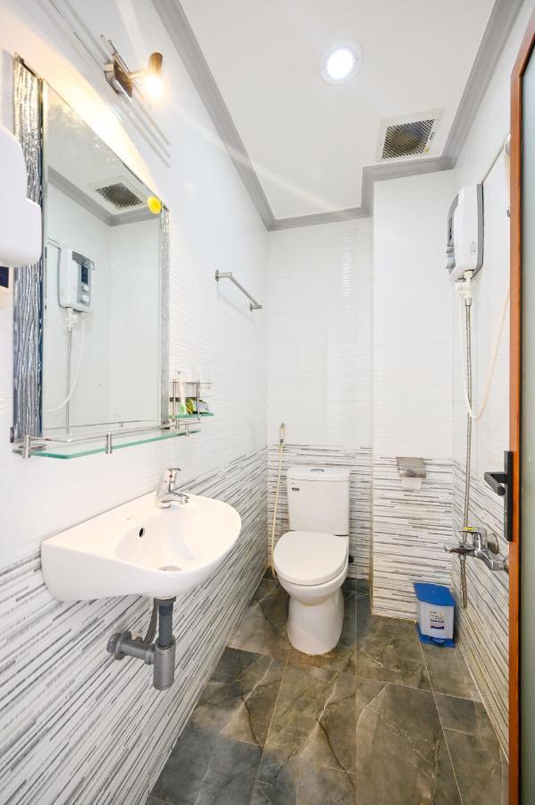 Huyen House Apartment Хошимин Екстериор снимка