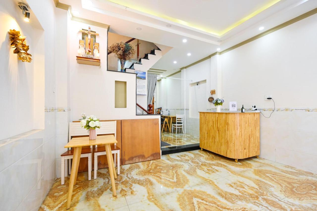 Huyen House Apartment Хошимин Екстериор снимка