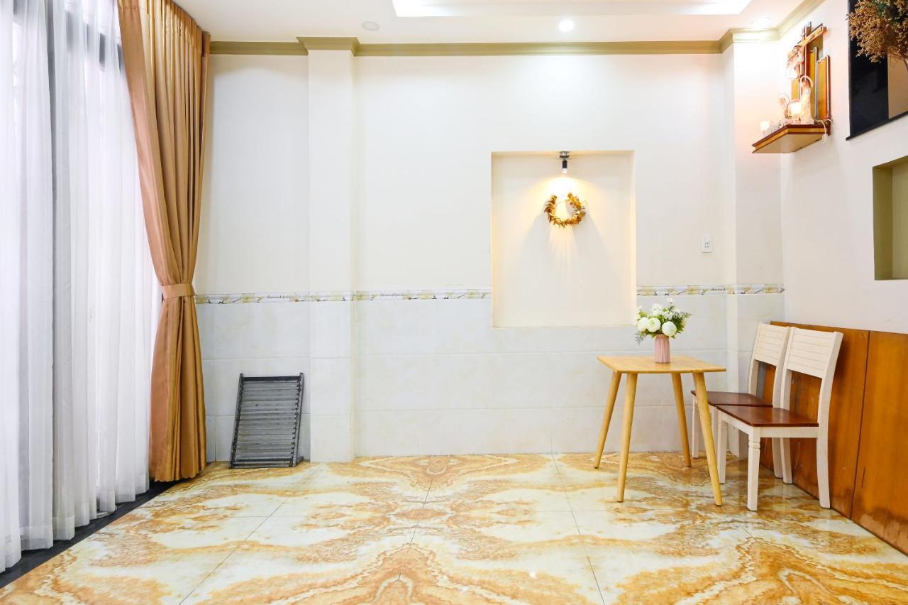Huyen House Apartment Хошимин Екстериор снимка
