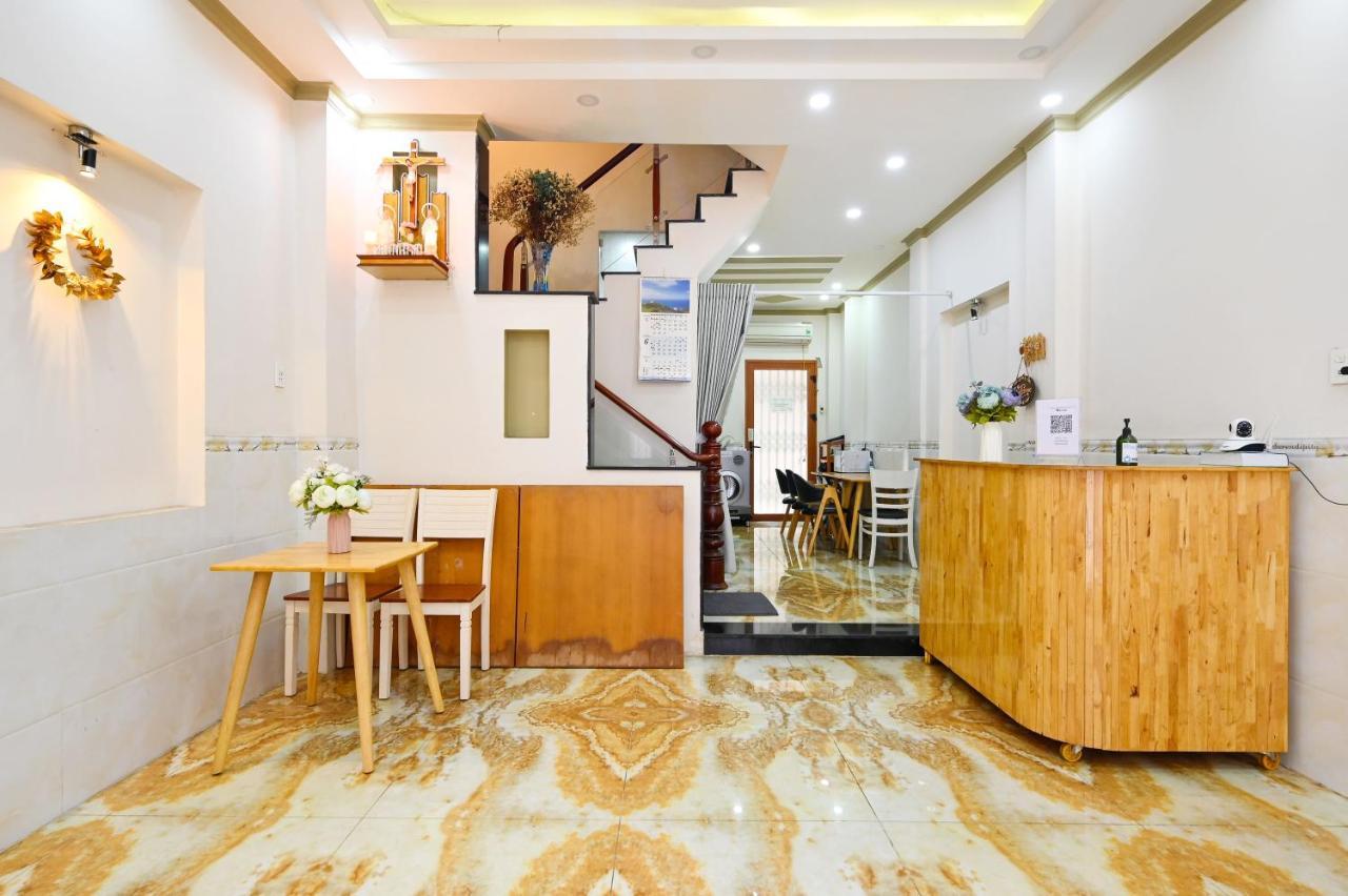 Huyen House Apartment Хошимин Екстериор снимка