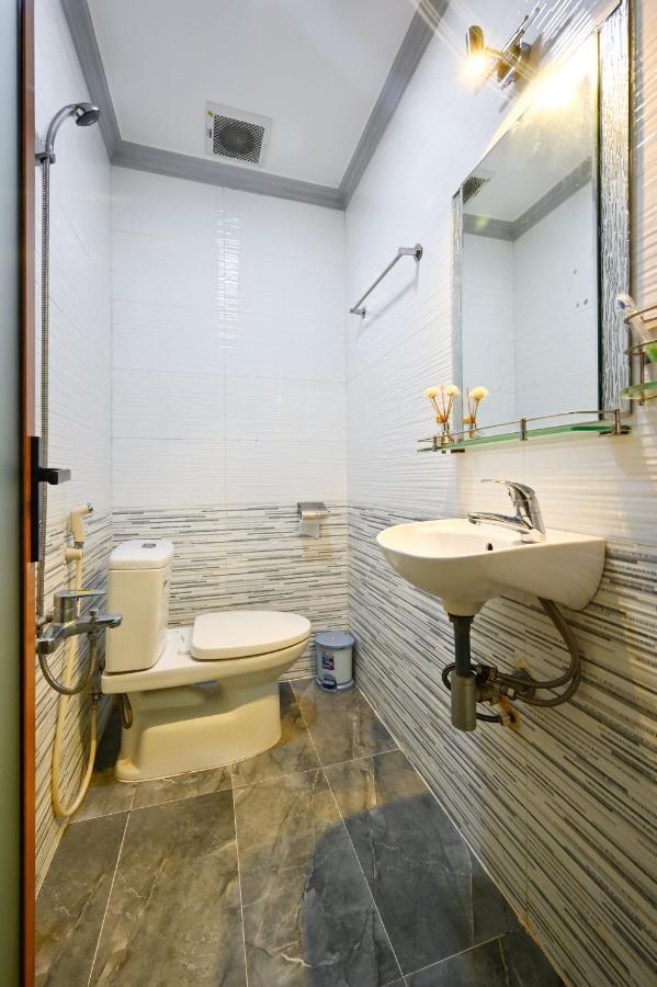 Huyen House Apartment Хошимин Екстериор снимка